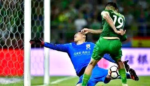 关于北京国安与山东鲁能激烈角逐,谁能笑到最后的信息 关于北京国安与山东鲁能激烈角逐,谁能笑到最后的信息