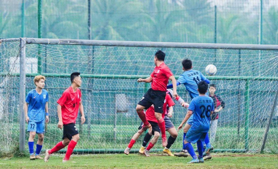 同乐城中国官网-精湛的足球技艺震撼全场观众！的简单介绍