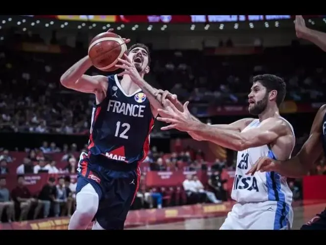 西甲篮球联赛第一轮比赛结果揭晓顶级球队取得胜利的简单介绍