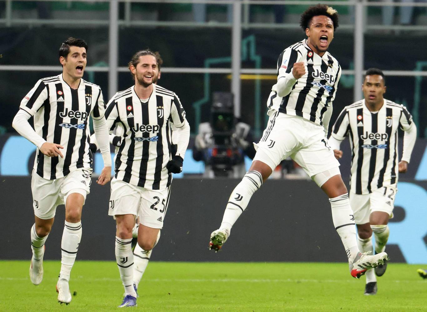 同乐城网页版登录入口-尤文图斯中场皮亚尼奇战术受质疑，球队或调整阵型