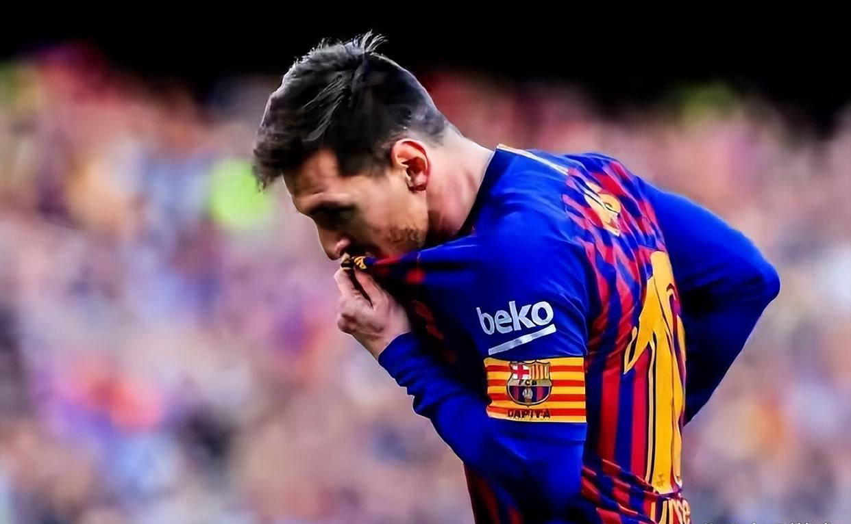 同乐城新闻-包含梅西在曼城获得主教练称赞，被誉为顶尖球员的词条