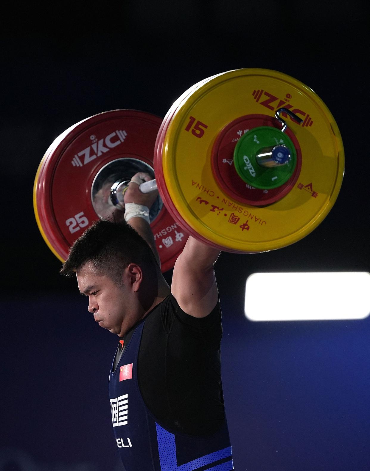 同乐城官网-克罗地亚举重选手刷新记录，登高冠军