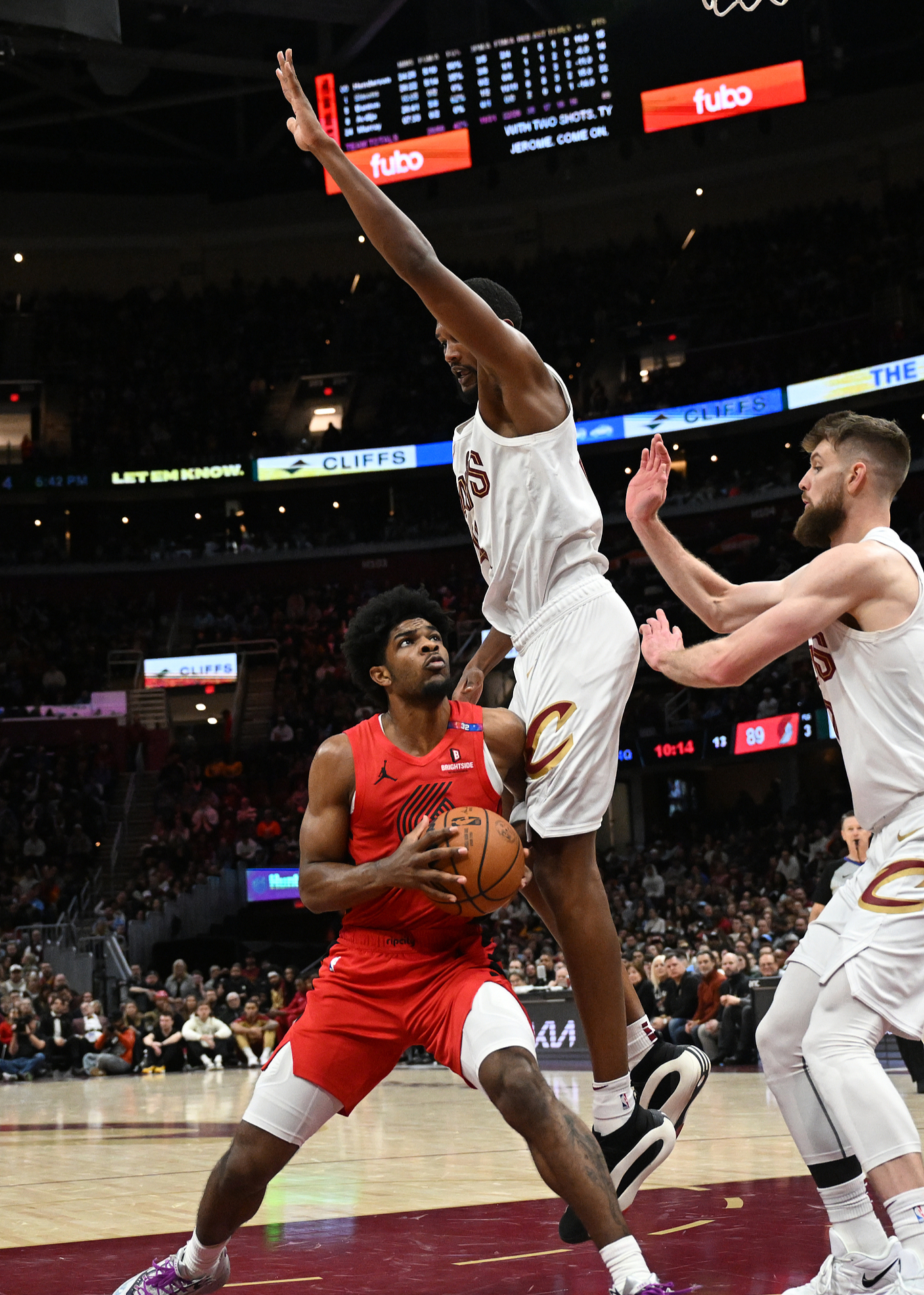 同乐城官方登录入口-关于开拓者队新援表现出色，球队士气飙升期待冲击季后赛的信息