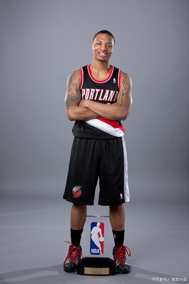 关于开拓者队新援表现出色,球队士气飙升期待冲击季后赛的信息 关于开拓者队新援表现出色,球队士气飙升期待冲击季后赛的信息