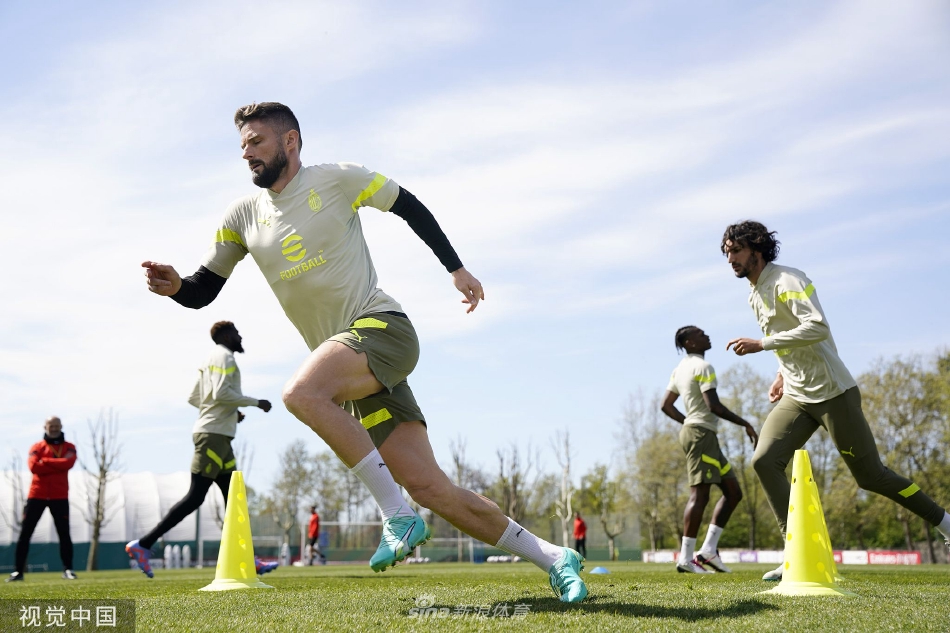 AC米兰后场备战欧冠关键战!主教练信心满满要打破淘汰赛魔咒的简单介绍 AC米兰后场备战欧冠关键战!主教练信心满满要打破淘汰赛魔咒的简单介绍