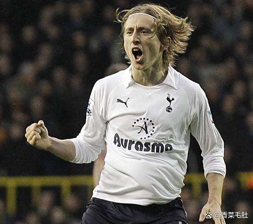 克罗地亚后卫因病缺阵,教练组调整战术 克罗地亚后卫因病缺阵,教练组调整战术