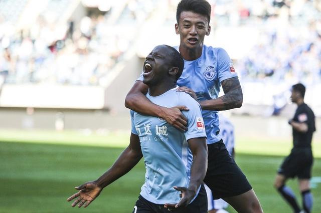 包含大连锦标主场大胜苏州俱乐部,稳居积分榜前列的词条 包含大连锦标主场大胜苏州俱乐部,稳居积分榜前列的词条