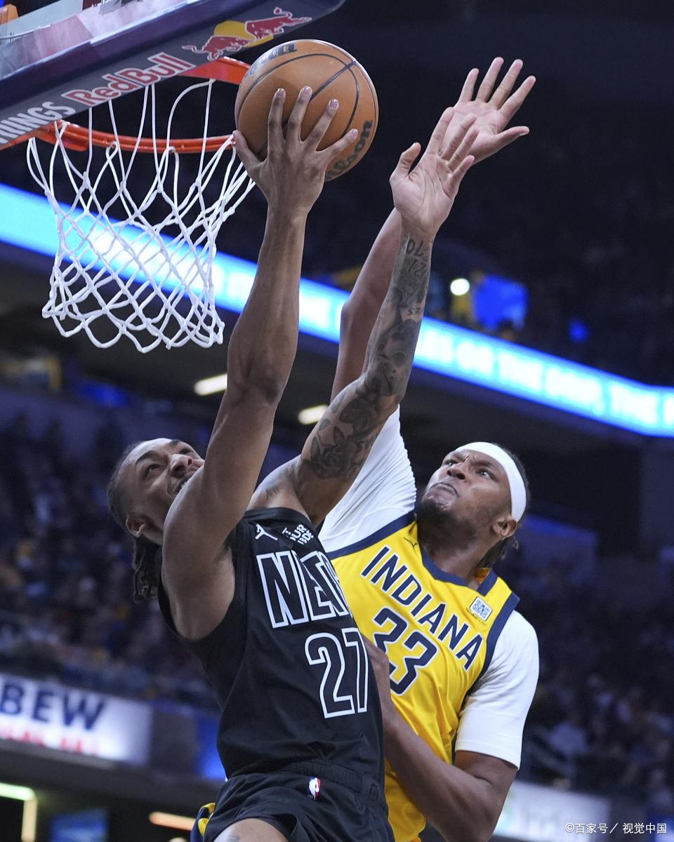 同乐城官方-爵士主场取胜，主力球员表现出色